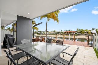 Remarkable Six Bedroom Waterfront Home! Perfect for the extended family - 7