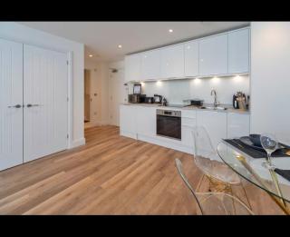 Luxury apartment in Gravesend - 0