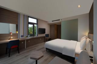 Holiday Inn Express Shanghai Pujiang by IHG - 8