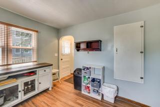 Walk to Restaurant & Bar: Home w/ Deck in Gary - 5