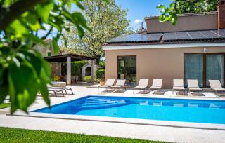 Villa Ferlini - 1