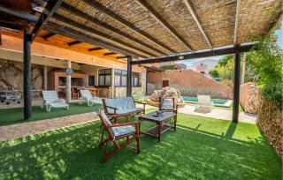 Nice Home In Zubovici - 9
