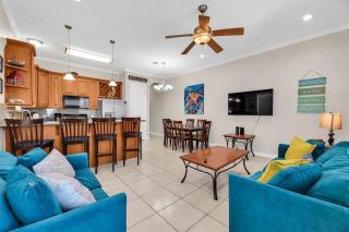 Private Balcony & Pool Beachfront Condo - 7