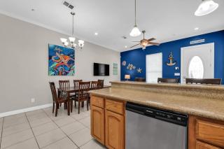 Private Balcony & Pool Beachfront Condo - 4