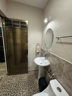 Suite triple con acceso a terraza mirador y baño propio - 1