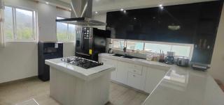 Casa Vacacional en Caluma con Piscina y Jacuzzi - 7