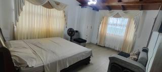 Casa Vacacional en Caluma con Piscina y Jacuzzi - 5