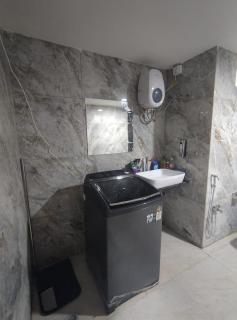 Acrobat Home Stay-Elegant Villa - 8