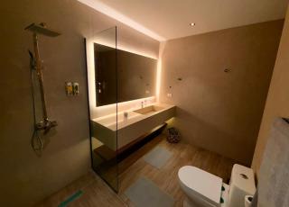 Modern apartment suite, 2 minutes from Downtown, only adults - 1