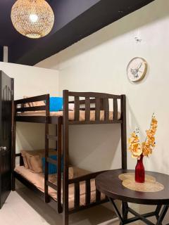 Cozy 1BR Near SM Cebu with Wi-Fi & Netflix up to 8 Pax - 7