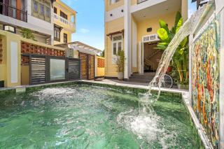 Chi Private 3BR Pool Villa near Hoi An Old Town Center - 0