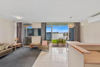Yarrawonga Lakeside Apartment 31 - 8