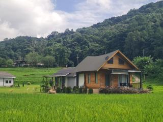 บ้านพัก กามู Gamoo homestay - 0