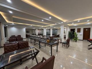 RockCliff Resort Executive Room at Kashmir Point - 10 min to GPO - 1