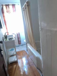 Private Bedroom & Full Size Bed - 1