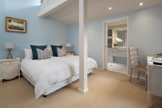 Hunter Valley Estate on 200 Acres with Private River and Pool - 3