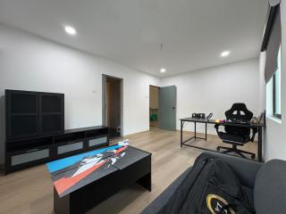 Villa with Office, Gym, Jacuzzi & Dryer near CIQ - 5