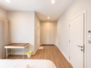 Luxury 5BR Mansion in Bangkok near BKK Airport - 7