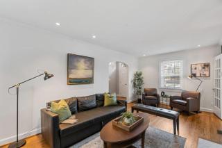 Massive 5BR Historic CozySuites House - 6