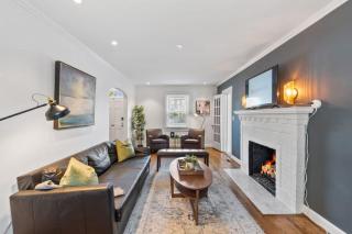 Massive 5BR Historic CozySuites House - 7
