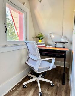 Private Tiny Room With Shared Bathroom 10 Minutes To SeaTac Airport - 1
