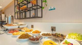 City Comfort Inn Guilin Two Rivers and Four Lakes Sun and Moon Shuangta - 9
