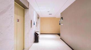 City Comfort Inn Wuhan International Square Union Medical College Hospital - 1