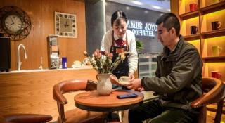 James Joyce Coffetel Luoyang Longmen High-speed Railway Station Baolong Plaza - 7