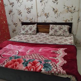 Park,s Hotel Babrala - 4