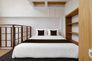 Townhouse Oak Hotel Pondokan Tjiburial - 1