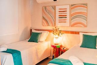 Casa 3 quartos com piscina privativa, Wi-Fi e a apenas 3 min a pe da Praia - 9