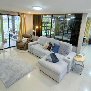 Sun and Moon House - Pattaya - 5