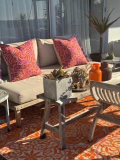 105 on Beach, Flamingo Room - 9
