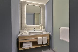 Hilton Garden Inn Bengaluru Embassy TechVillage Outer Ring Road - 2