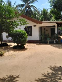 Apsara hotel and guest - 8