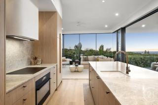 Brand New luxury Family! - 9