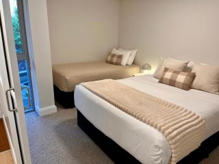 Queenstown Alpine Apartment - 7