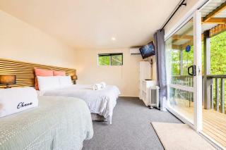 Meteor Suite for 3 - Parking Kitchenette - 0