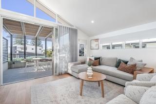 22 South - Lennox Head - 2