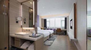 Lavande Hotel Shenzhen Dongmen Shuibeicuizhu Metro Station - 1