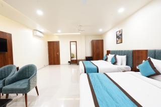 Radiant Retreat Hotel and Resorts - 6