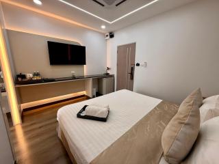 Bed By City Hotel - 7