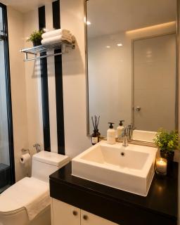 Spacious Sukhumvit Condo near EmQuartier - Bangkok - 1
