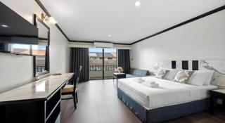Town In Town Gardent Resort -  - 4