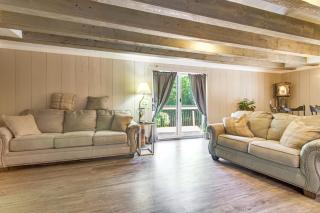 Near Beaches & Golf! All-Seasons Gem in N Monmouth - 4