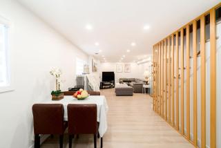 Modern Private 2 Bedrooms near Seawall & shops - 6