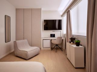 Momo Suites, Acropolis by Aura Homes - 8
