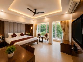 Hotel tathagat bodhgaya near main temple - 0