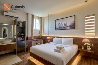 Cubicity Ba Huyen Thanh Quan - 8