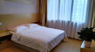 GreenTree Inn Xinyu Shenglibei Road Pedestrian Street Express Hotel - Xinyu - 2